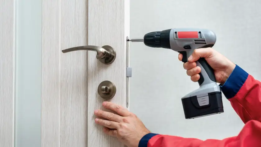 İç Kapi Yönü Nasil Değiştirilir