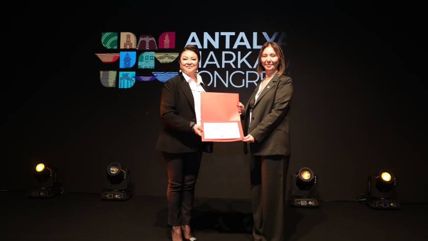 Antalya Markaları Kongresi 4 KAPAK